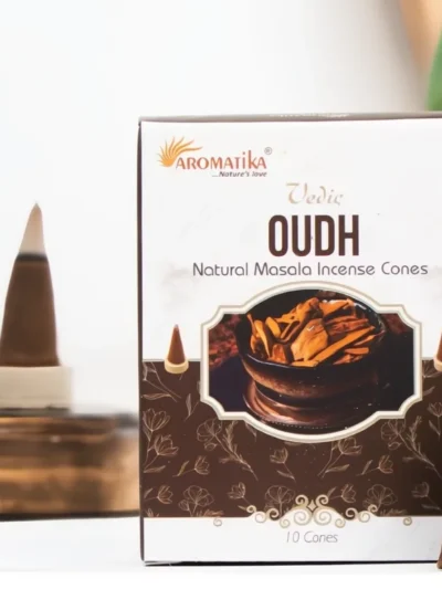 conuri parfumate Oudh